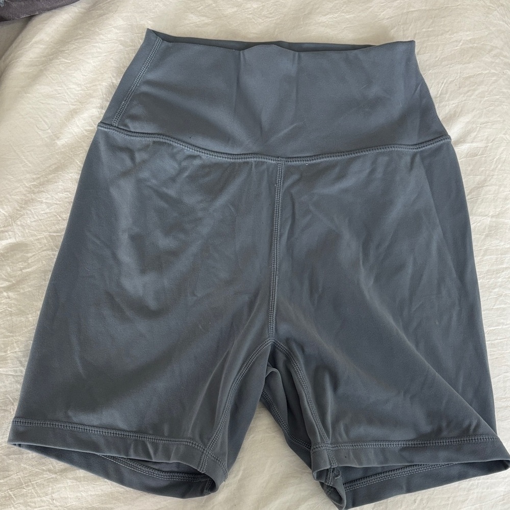 BuffBunny High-Waisted Gray Shorts